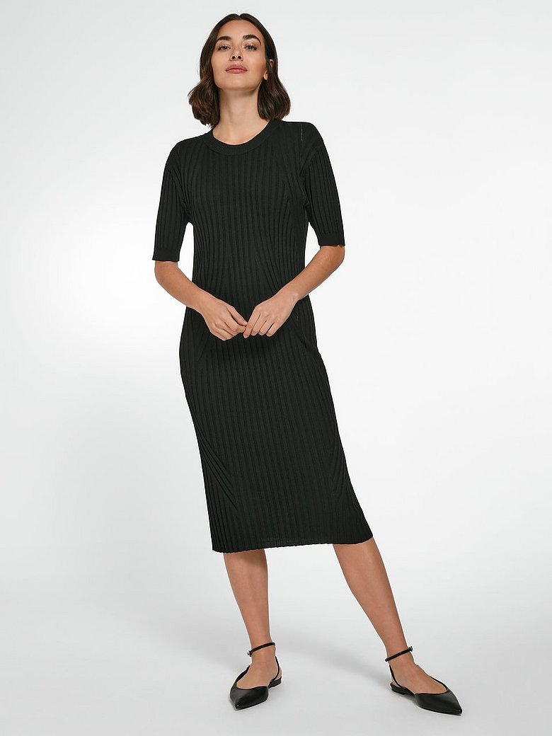 Shop Fitted Ribbed Stretch Knit Dress | Black - Rosemunde