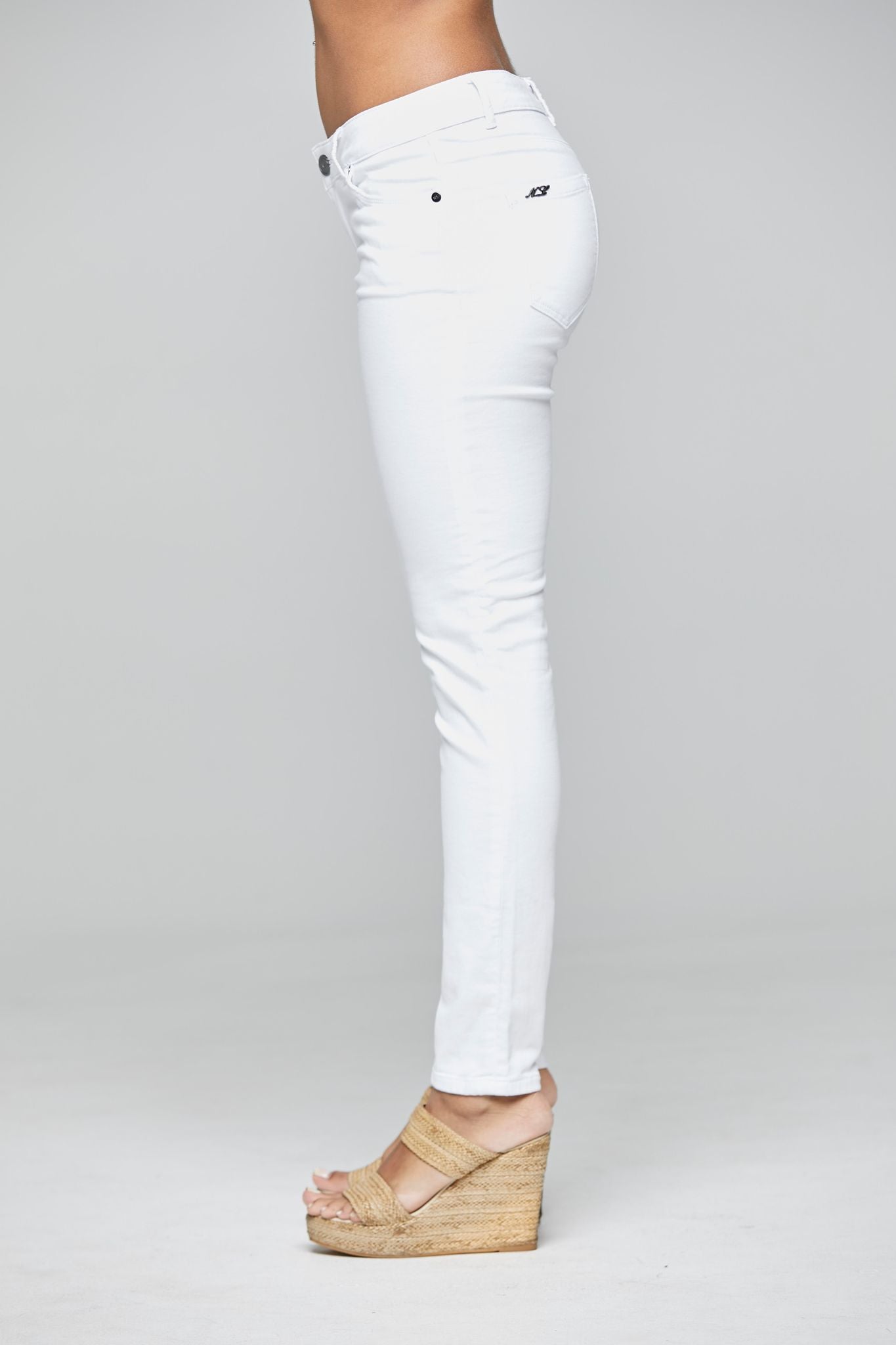 Shop Sloane HB Skinny Jean in White - New London Jeans