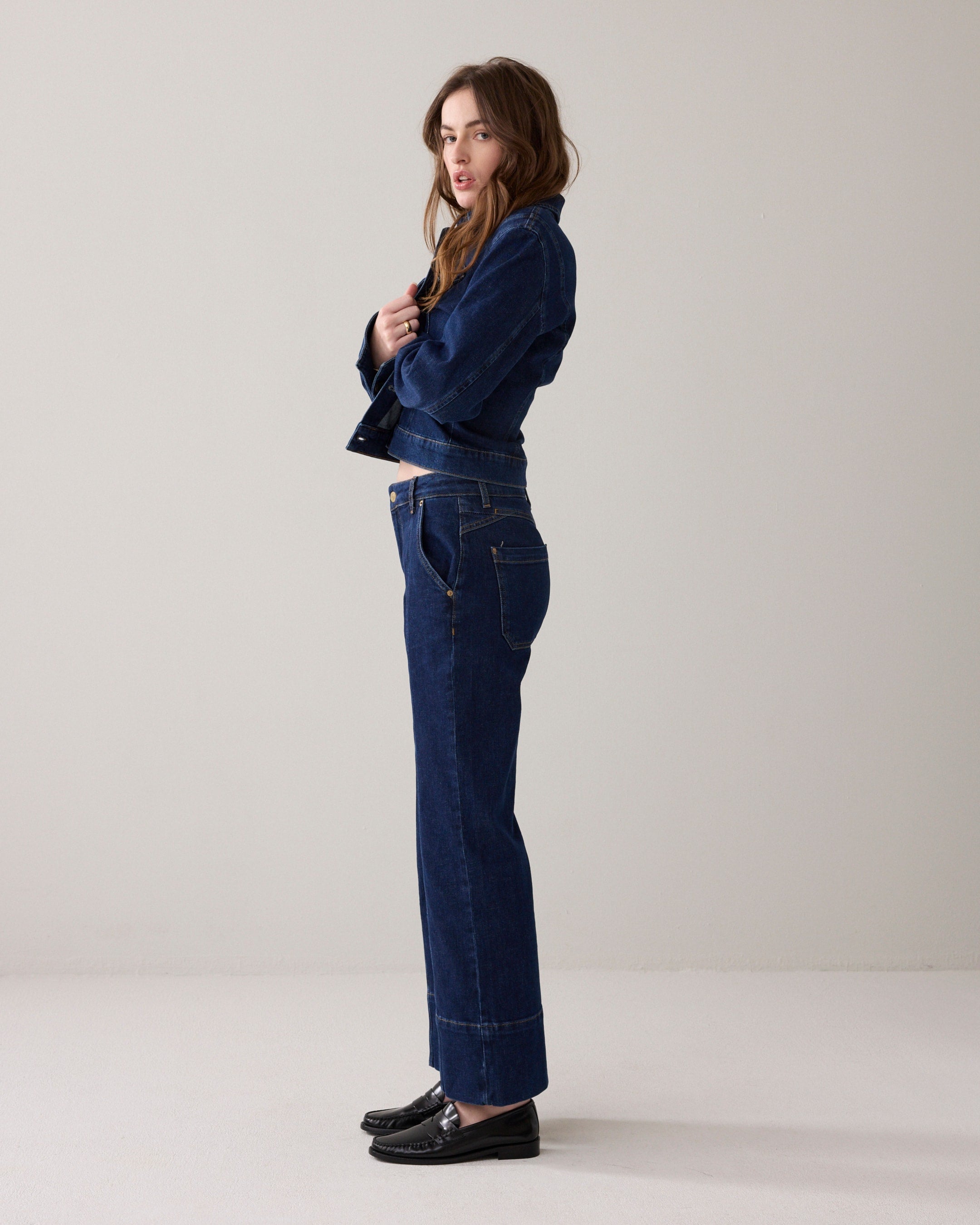 Summum Woman Flared Jeans in Rinse Denim