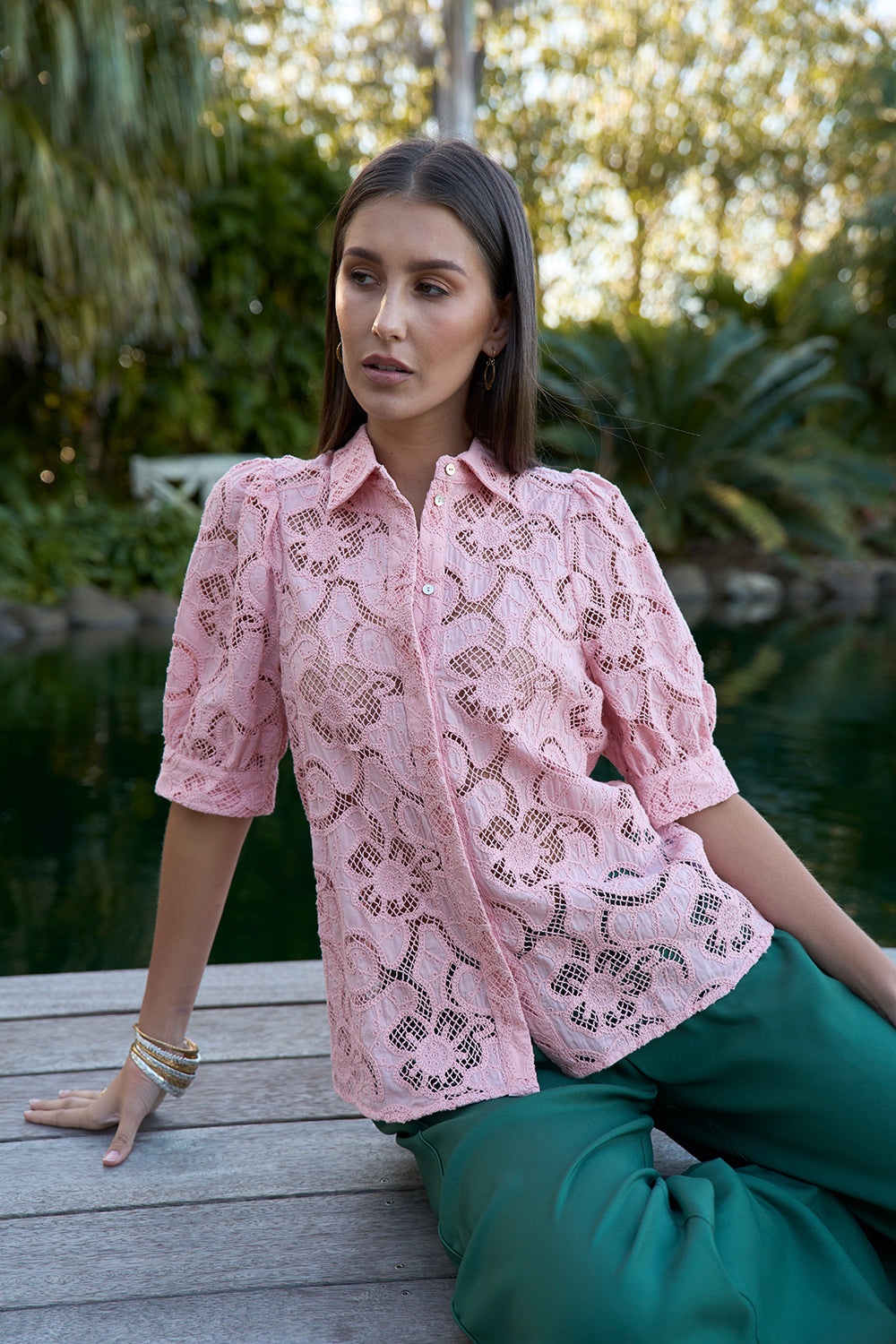 LLS3471-Moonstone-Shirt-Coral-Blush-RRP-369-LS3452-Sandalwood-Pant-Jungle-Green-RRP-279-FR-2.jpg