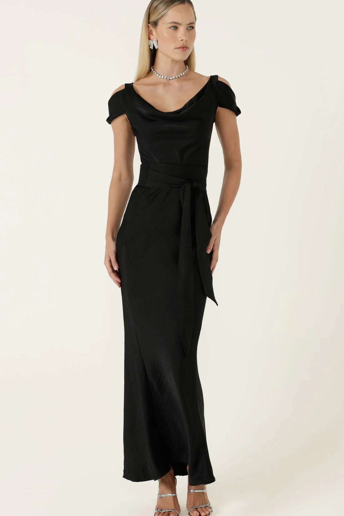 LR_SIGRIDDRESSINBLACK35_EMMSP26.webp
