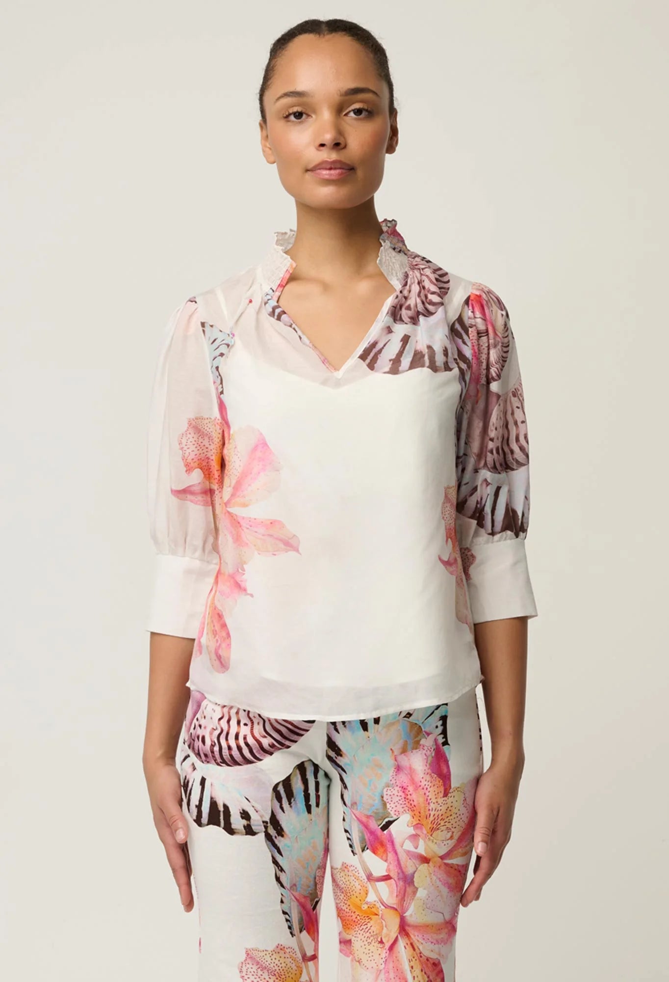 OW21821NTB-1-FRONT_e87a5160-2e36-42a9-9e4a-092956b156f1.webp