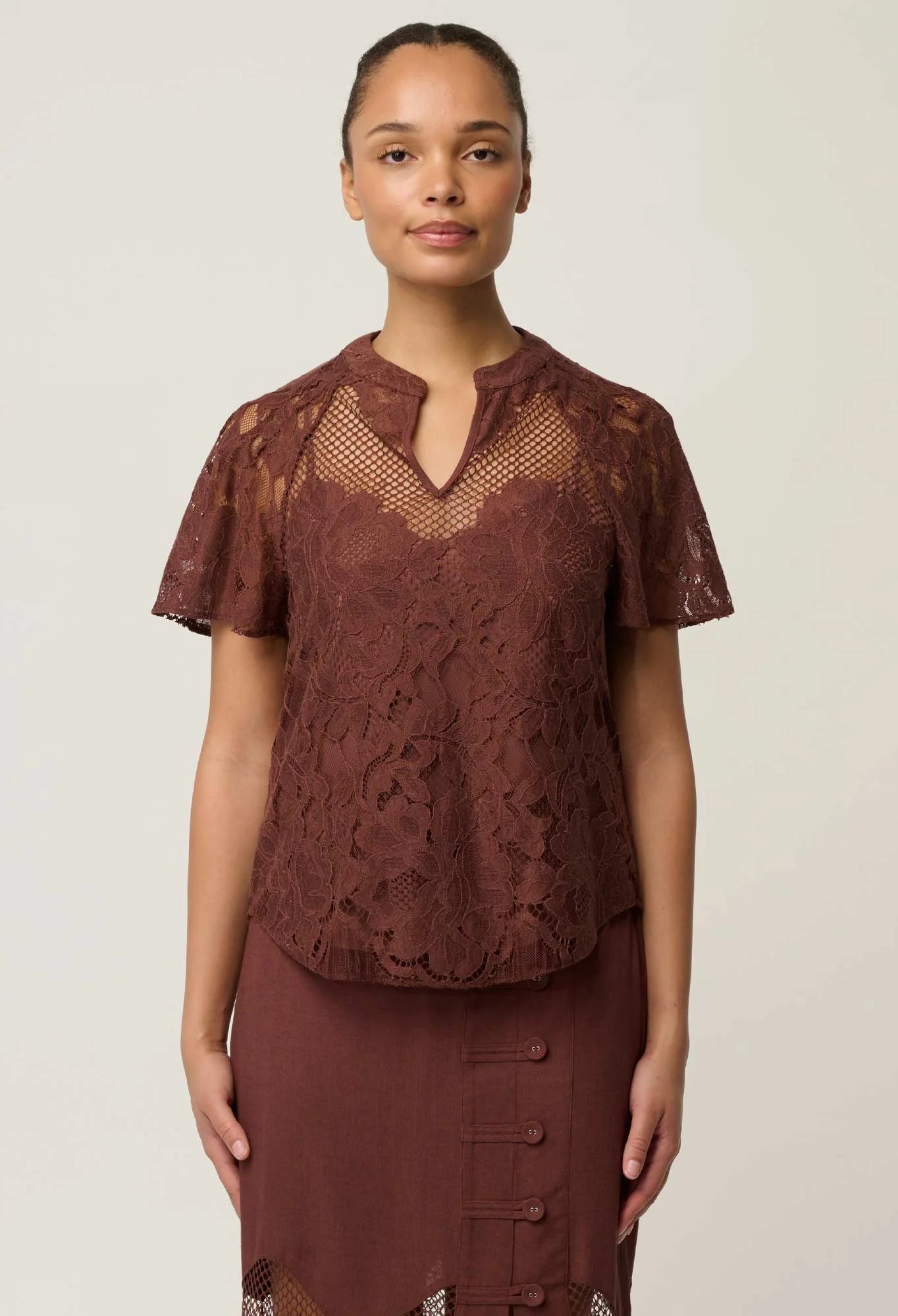 OW22208ROW-1-FRONT.webp
