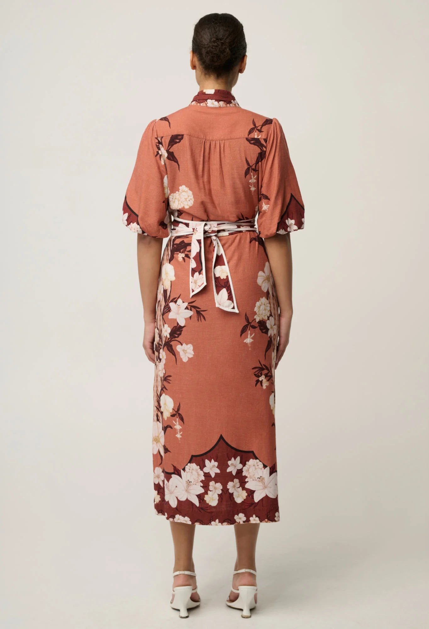 Oncewas Gisela Linen Viscose Printed Column Midi Dress in Amber Vine