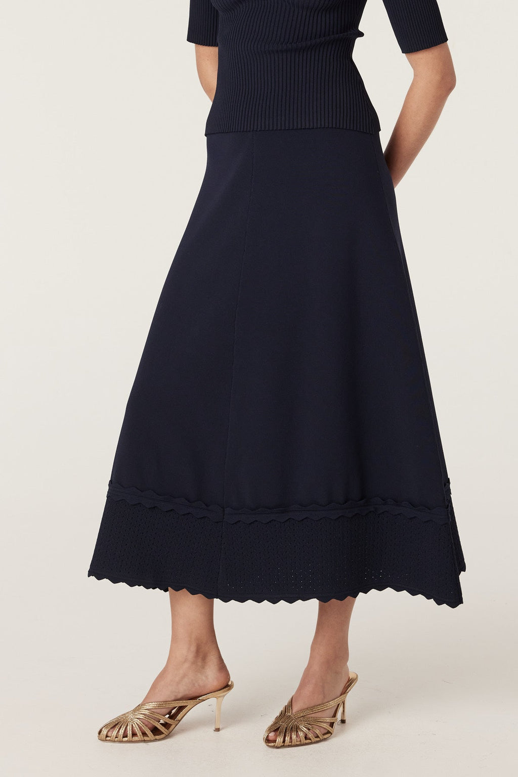 Shop Cable Melbourne Villa Crepe Knit Scallop Skirt - Cable Melbourne