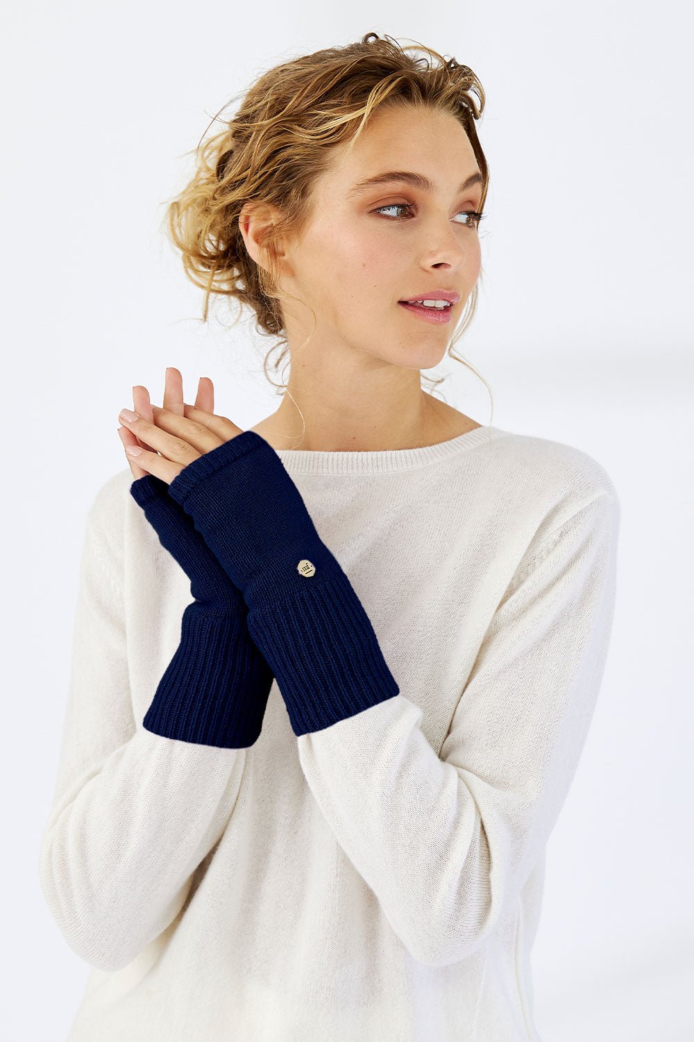 Shop Cashmere Classic Wrist Warmers - Mia Fratino