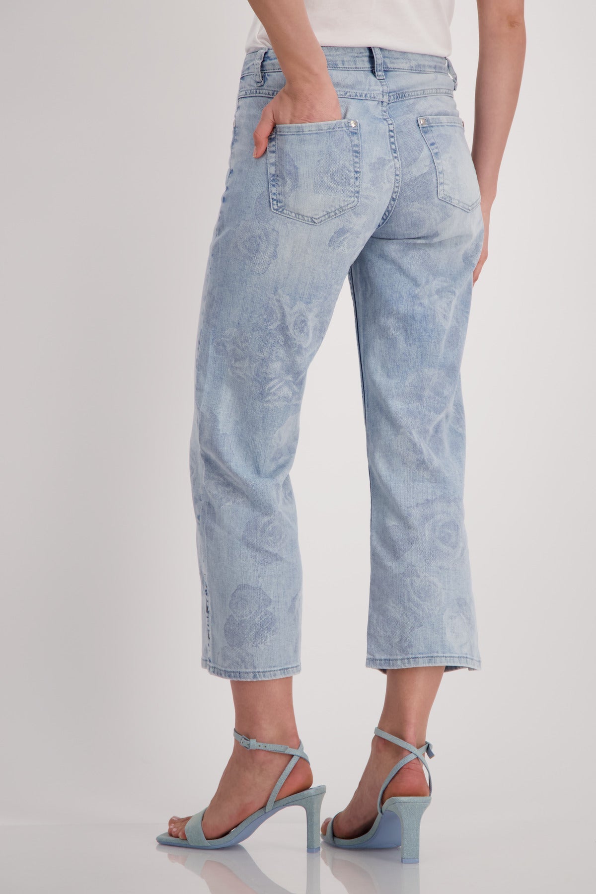 Shop Cropped Jeans with Floral Pattern | Mid Denim - Monari