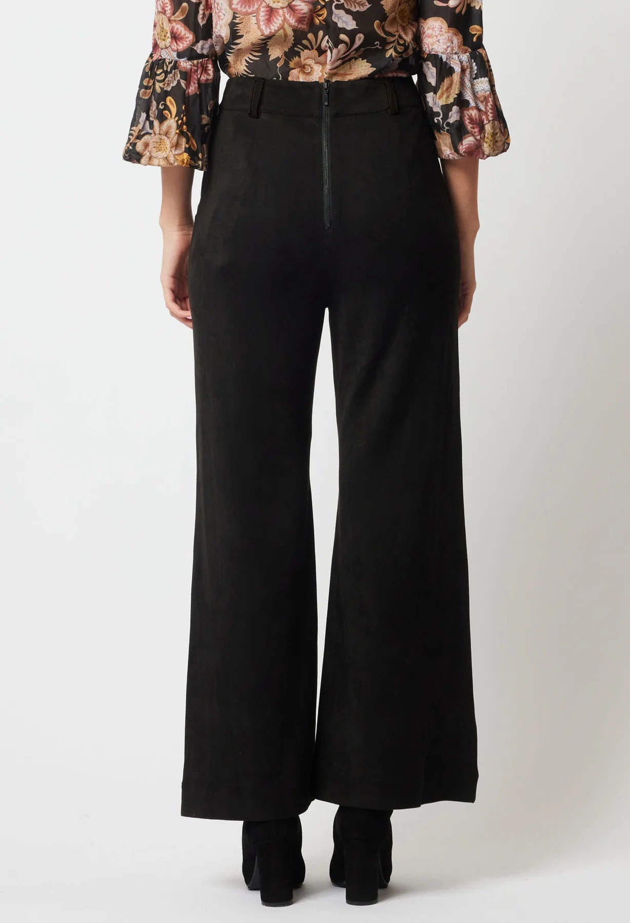 Shop Danxia Faux Suede Contrast Trim Wide Leg Pant | Black - ONCEWAS