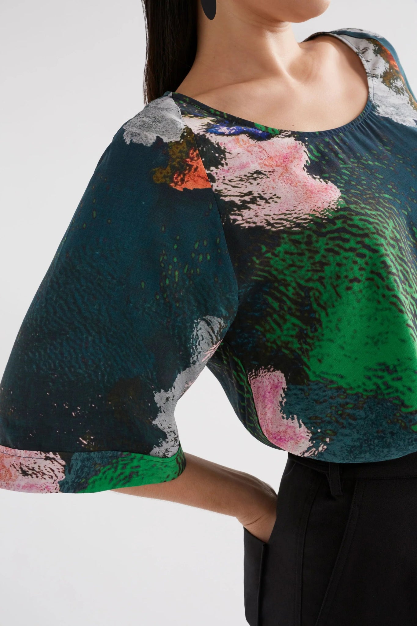 Shop Foljer Top | Reflections Print - Elk The Label