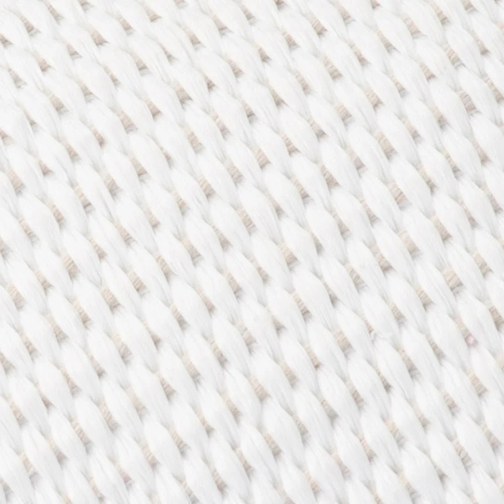 Shop Hanna Woven Straw Clutch Bag | White - Olga Berg