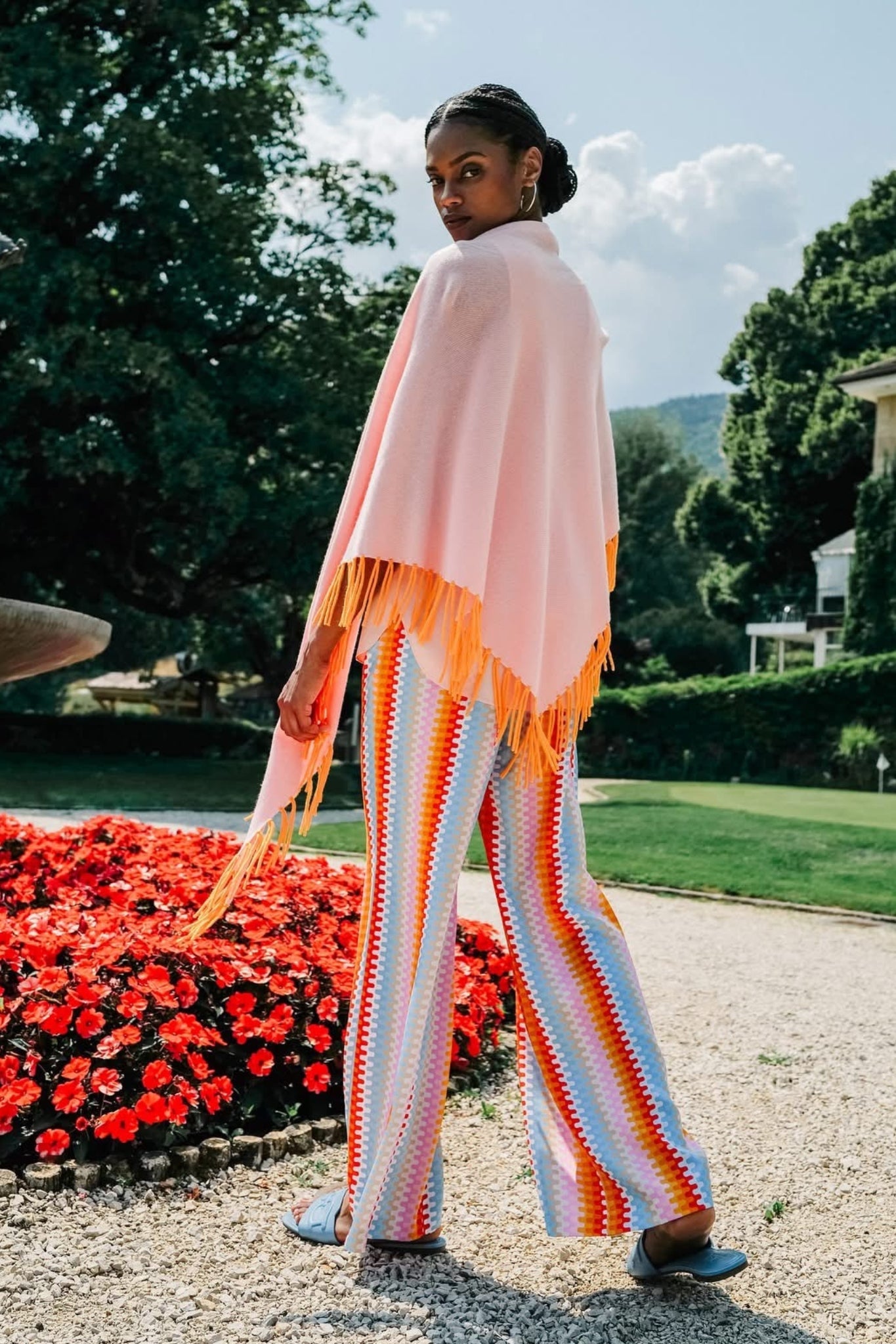 Shop Herzen's Angelegenheit Wool Cashmere Triangle Fringed Travel Wrap - Herzen's Angelegenheit