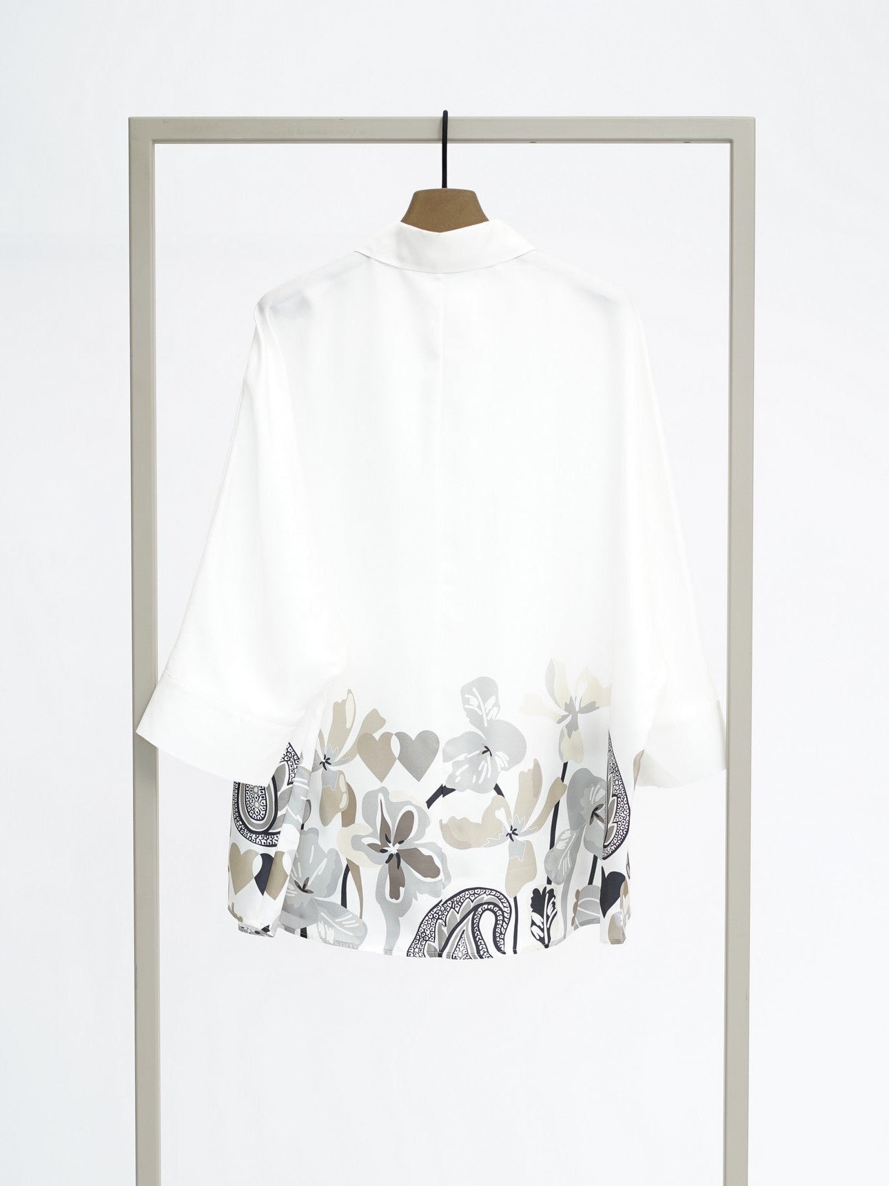 Shop Herzens Silk Blouse Aluminium Super White Multi - Herzens