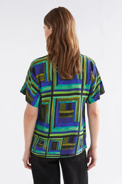 Shop Ideell V - Neck Top Salone Print - Elk The Label