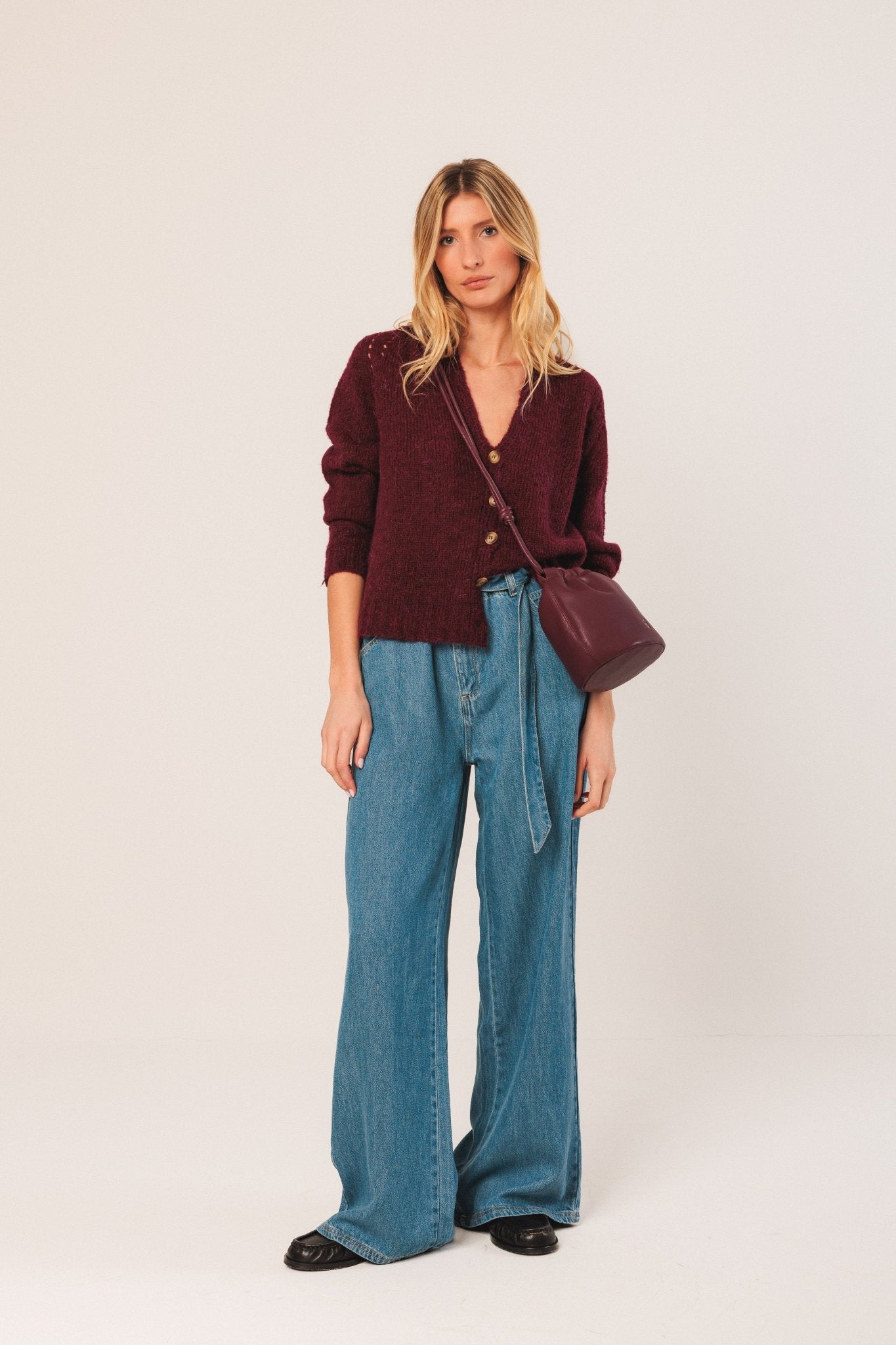 Shop Indi & Cold Bolsos Gathered Bucket Leather Bag - Indi & Cold