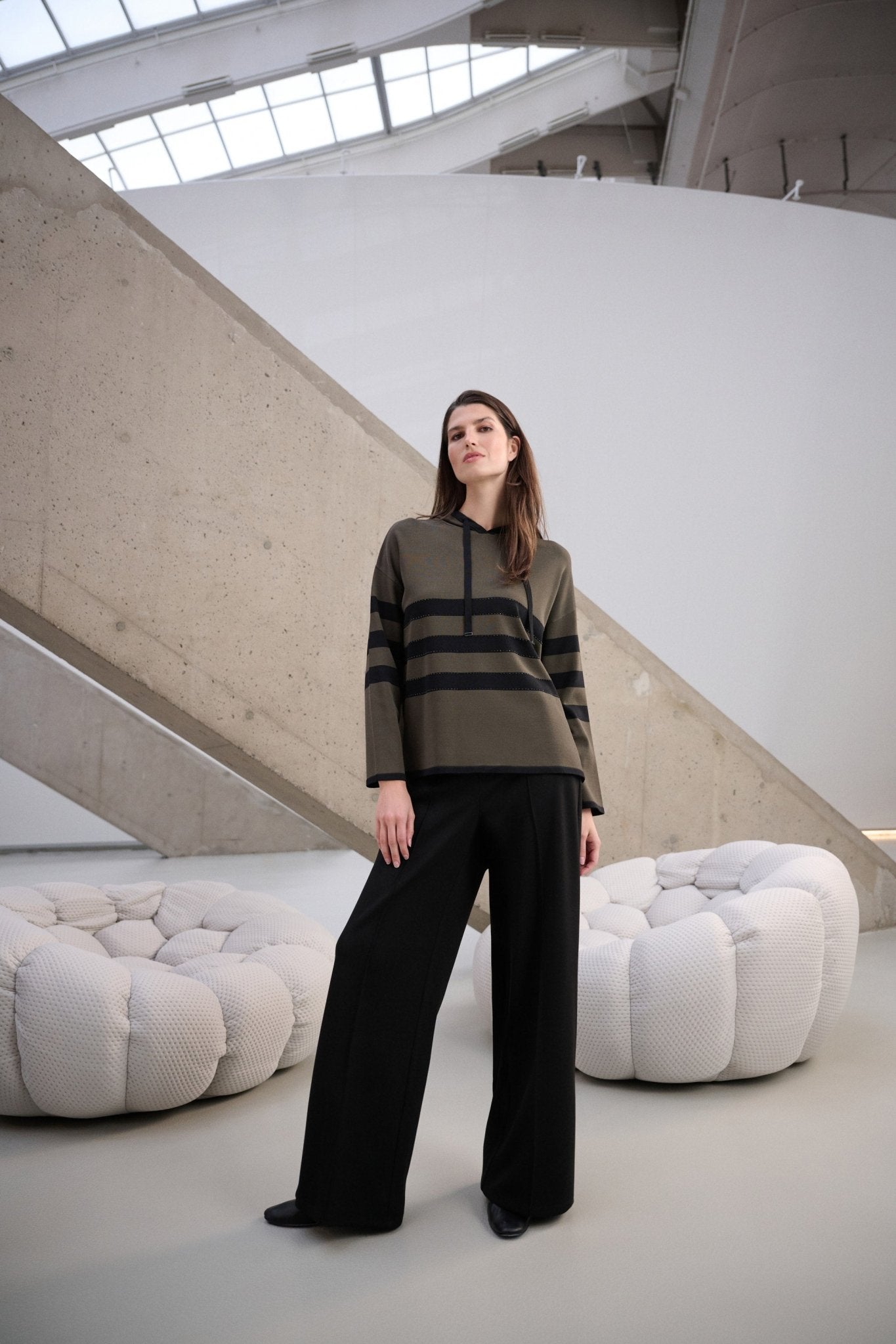 Shop Joseph Ribkoff Sport | Scuba Jersey Wide Leg Pull - On Pants - Joseph Ribkoff