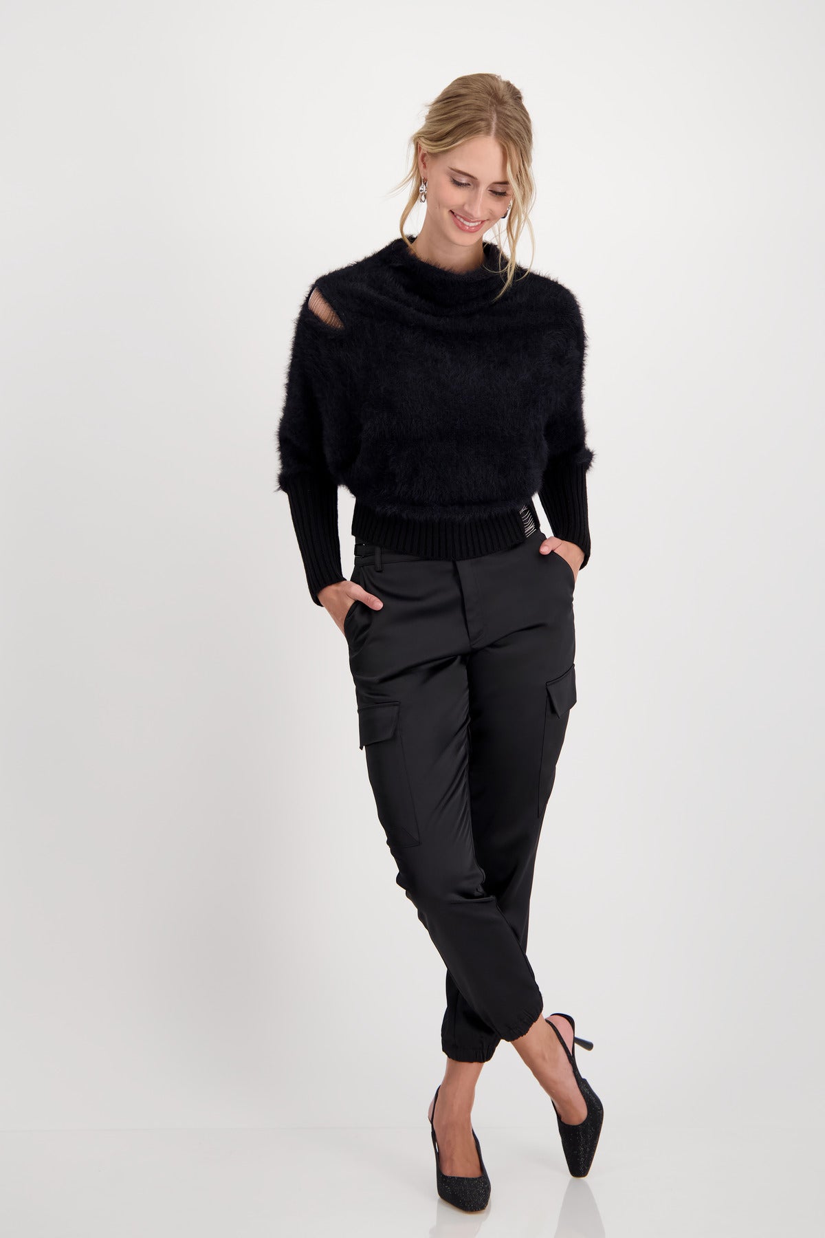 Shop Plush Sweater | Black - Monari
