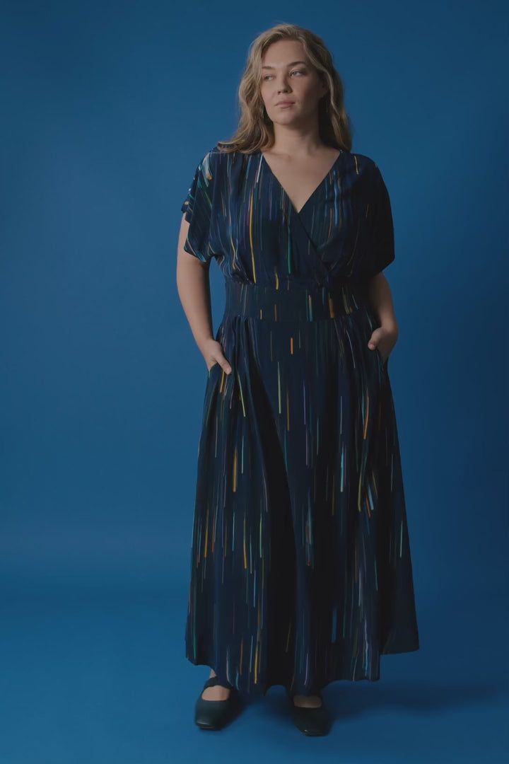 Elk Kayra V Neck Midi Dress