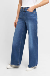 Shop Raffaello Rossi Sventy Belt Fluid Soft Touch Wide Leg Denim Jean | Blue - Blue - Raffaello Rossi