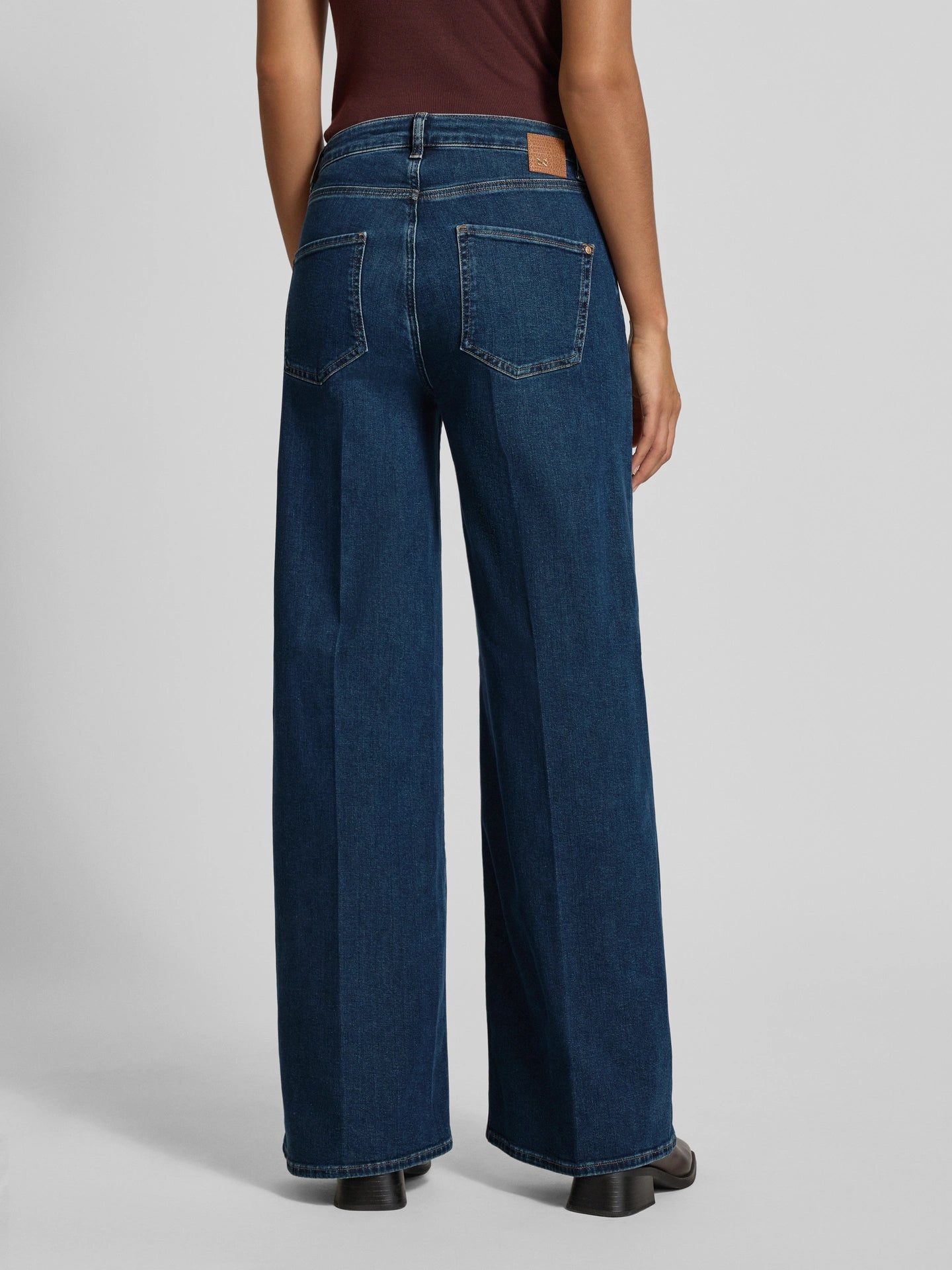 Shop Raffaello Rossi Sventy R Rich Soft Denim - Raffaello Rossi