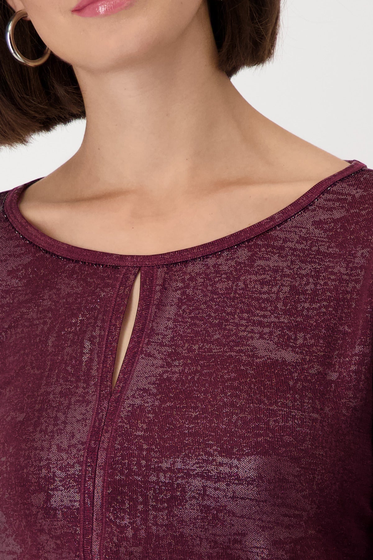 Shop Round Neck T-Shirt - Monari