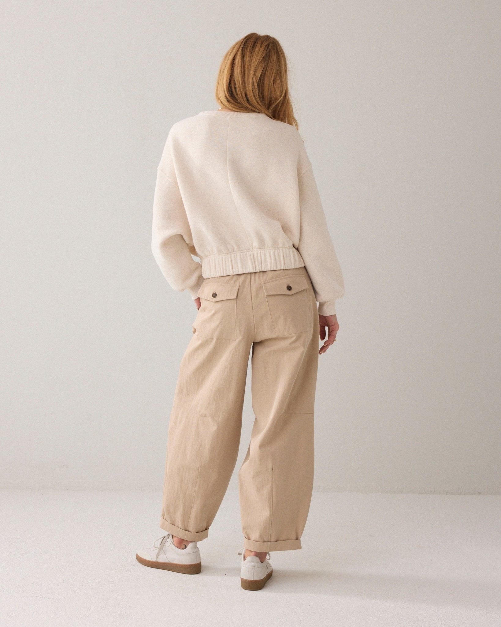 Shop Summum Woman Balloon Fit Cotton Blend Pants Alpaca - Summum Woman