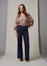 Loobie's Story Sutton Pant