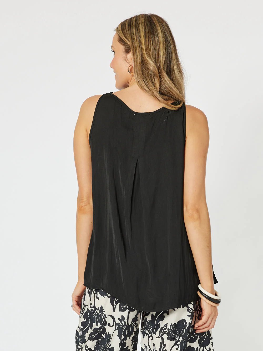 Shop Traveller Luxe Cami | Black - Hammock & Vine