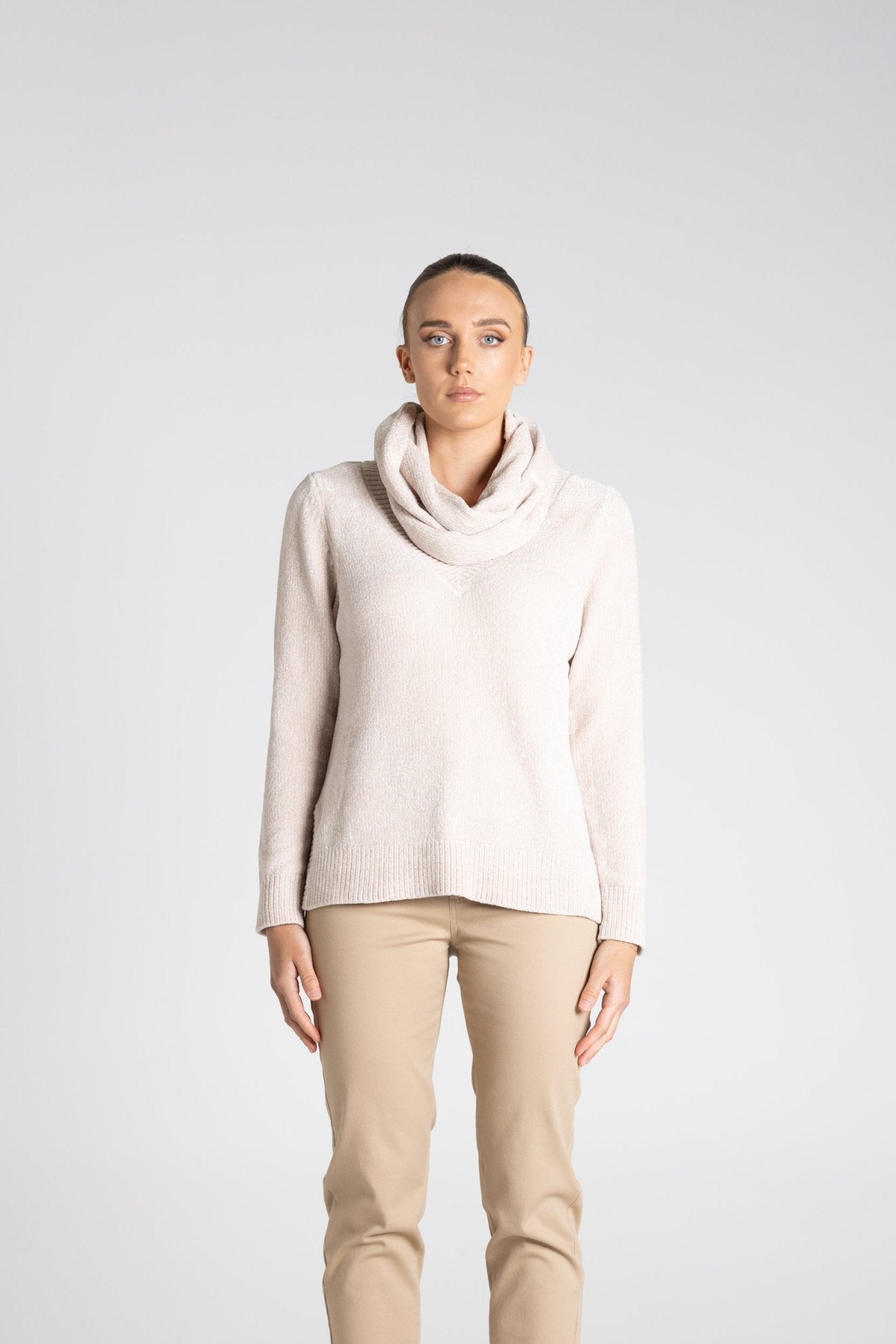 Shop Two T's Chunky Chenille Knit Snood - Two - T's