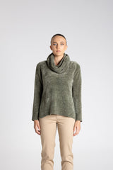 Two T's Chunky Chenille Knit Snood