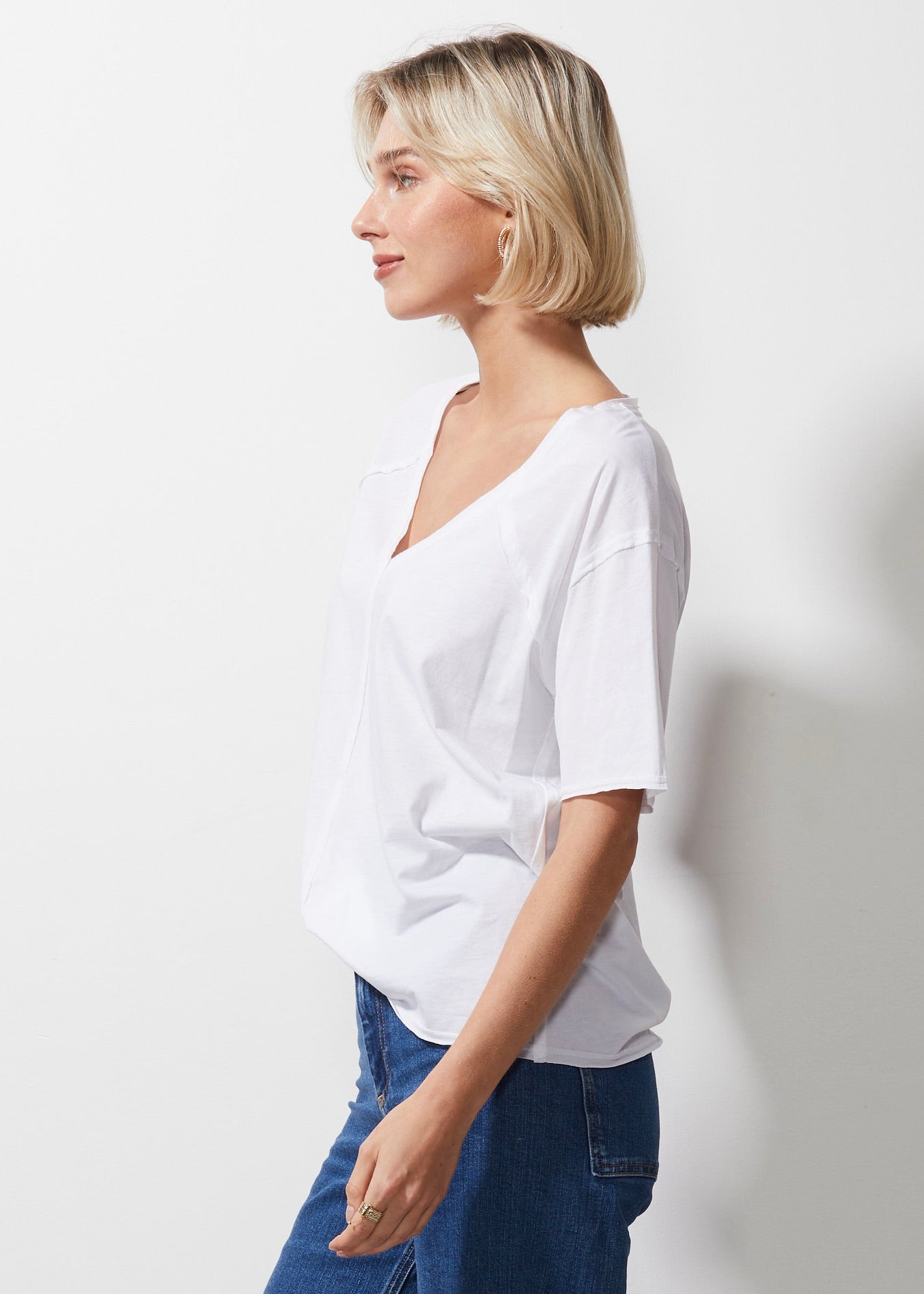 Shop V Neck Cotton Tee | White - Zaket & Plover