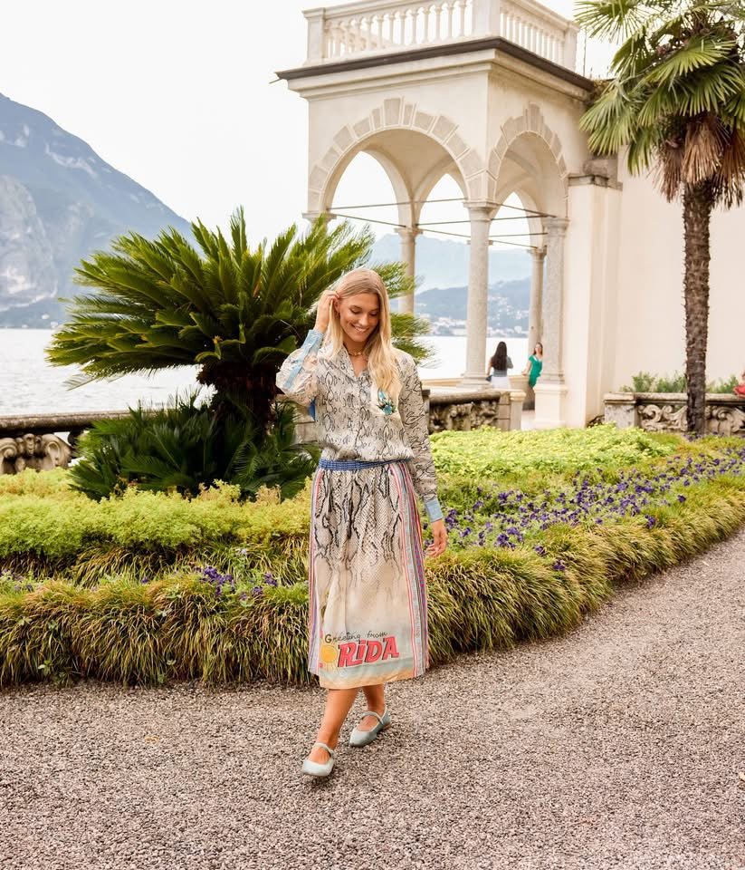 Shop Vanessa Printed Midi Skirt - Snake - Me369