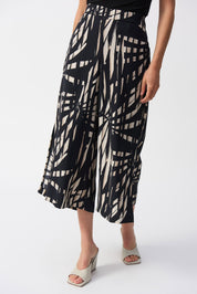 Shop Woven Tropical Print Culotte Pants - JOSEPH RIBKOFF