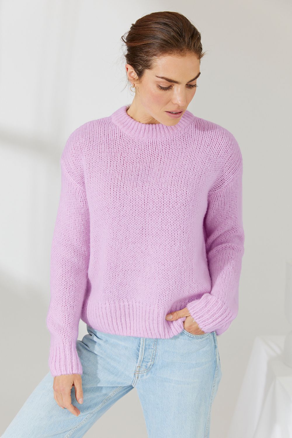 Shop Ari Crew Neck Cashmere Sweater | Mandarin or Violet - Mia Fratino
