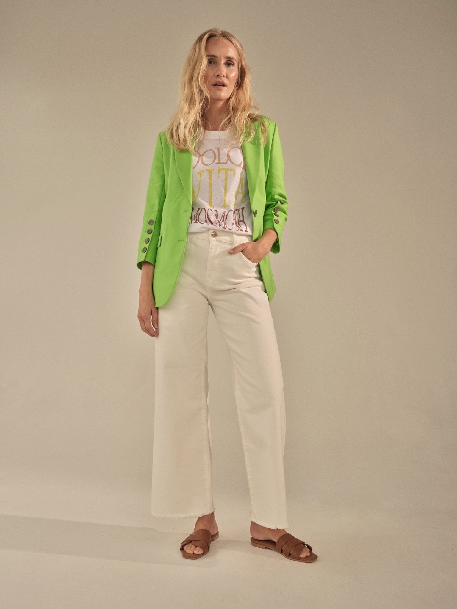 Shop Dara Kyle Jeans | White - Mos Mosh