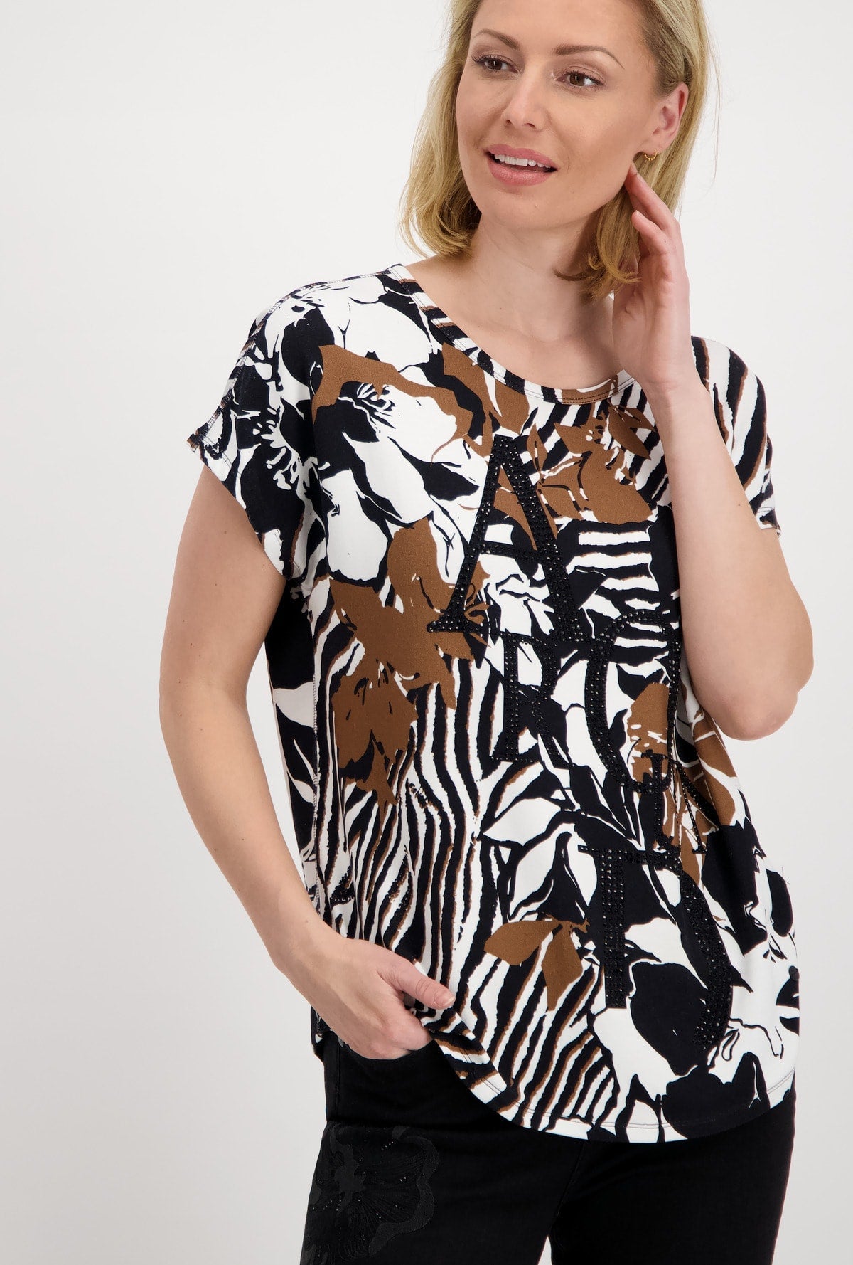 Shop Jersey T-Shirt with Rhinestones | Floral Print - Monari