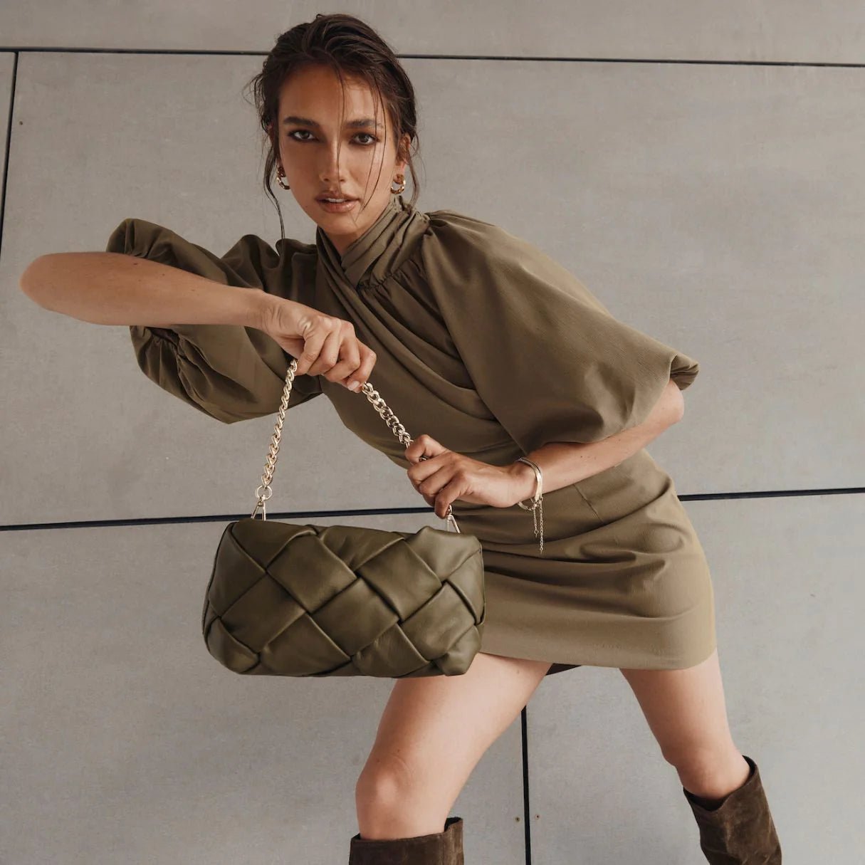Shop PRE-ORDER Gabrielle Woven Leather Bag | Olive - Vestirsi