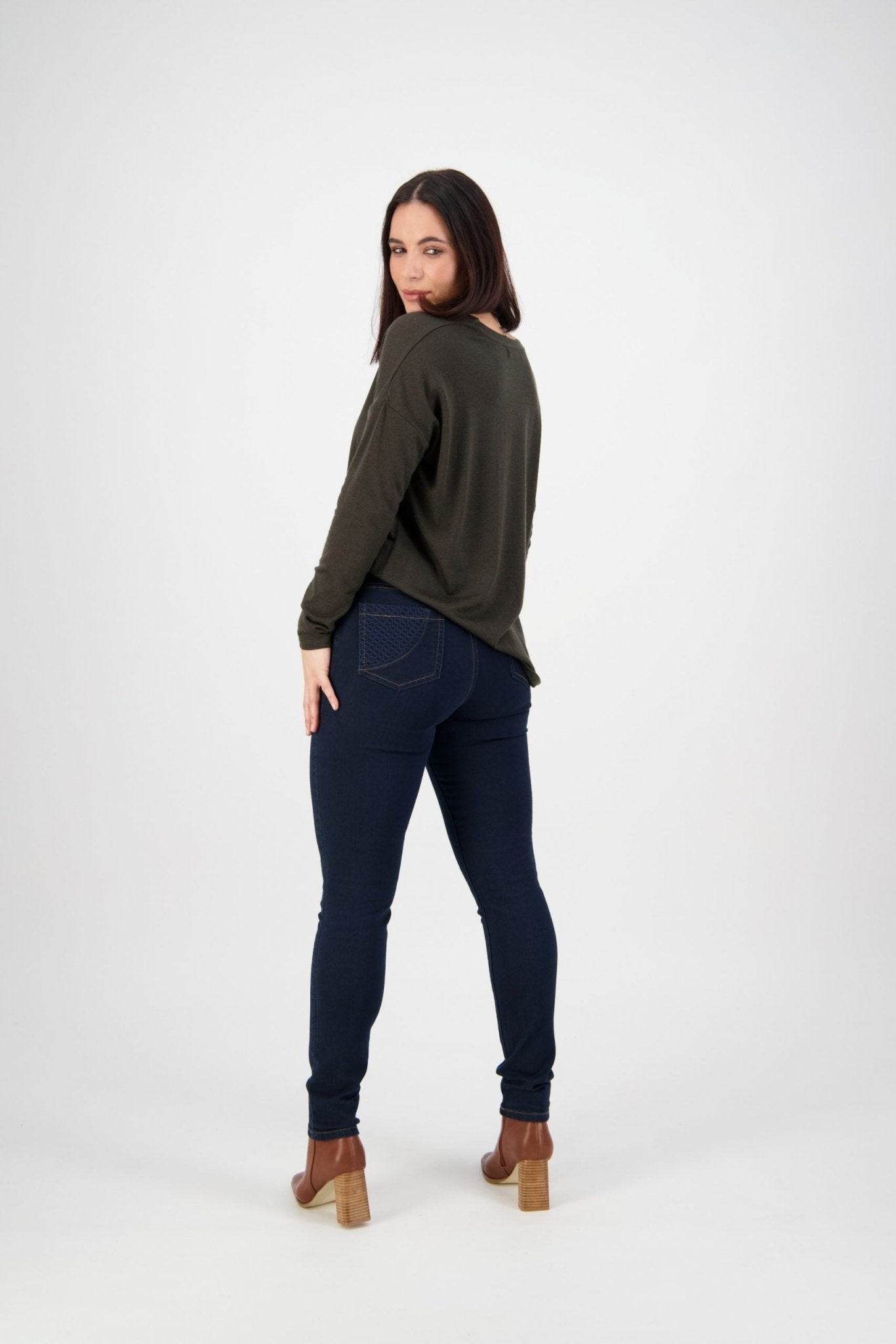 Shop Skinny Leg Full Length Jean in Indigo - Vassalli